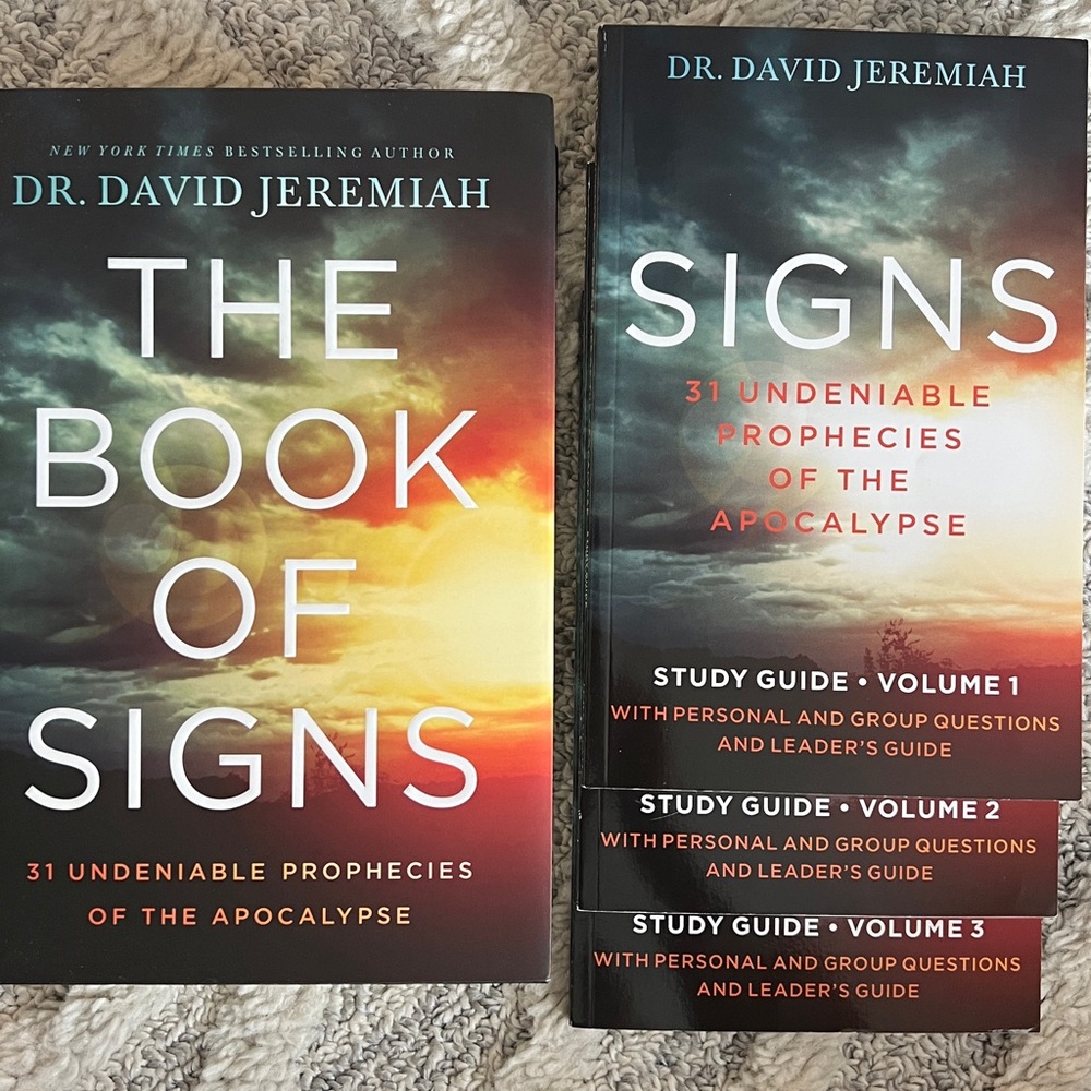 THE BOOK OF SIGNS HARD BACK AND STUDY GUIDES ~ DAVID JEREMIAH ~ NEW
